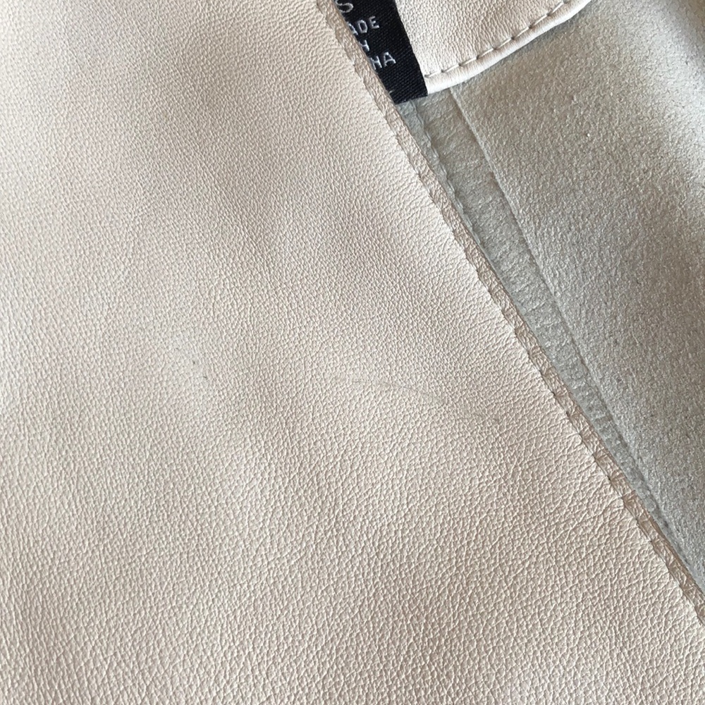 Leather jacket - Picture 9 of 16